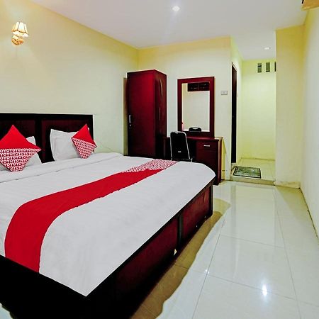 Oyo 90331 Hotel Toba Shanda Parapat Luaran gambar