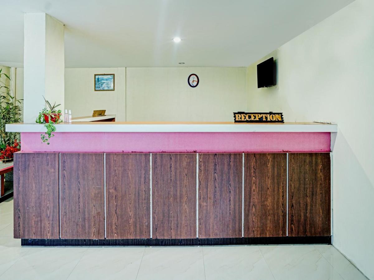 Oyo 90331 Hotel Toba Shanda Parapat Luaran gambar