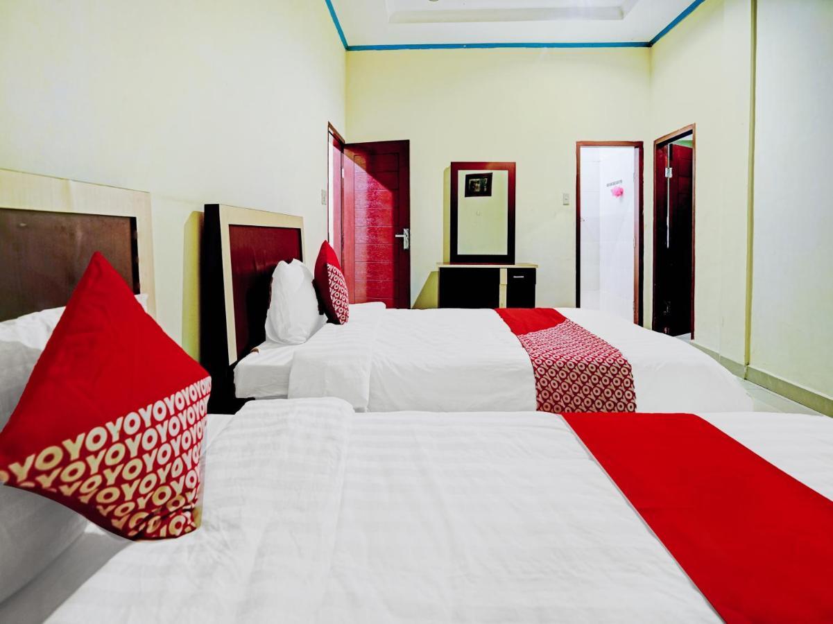 Oyo 90331 Hotel Toba Shanda Parapat Luaran gambar