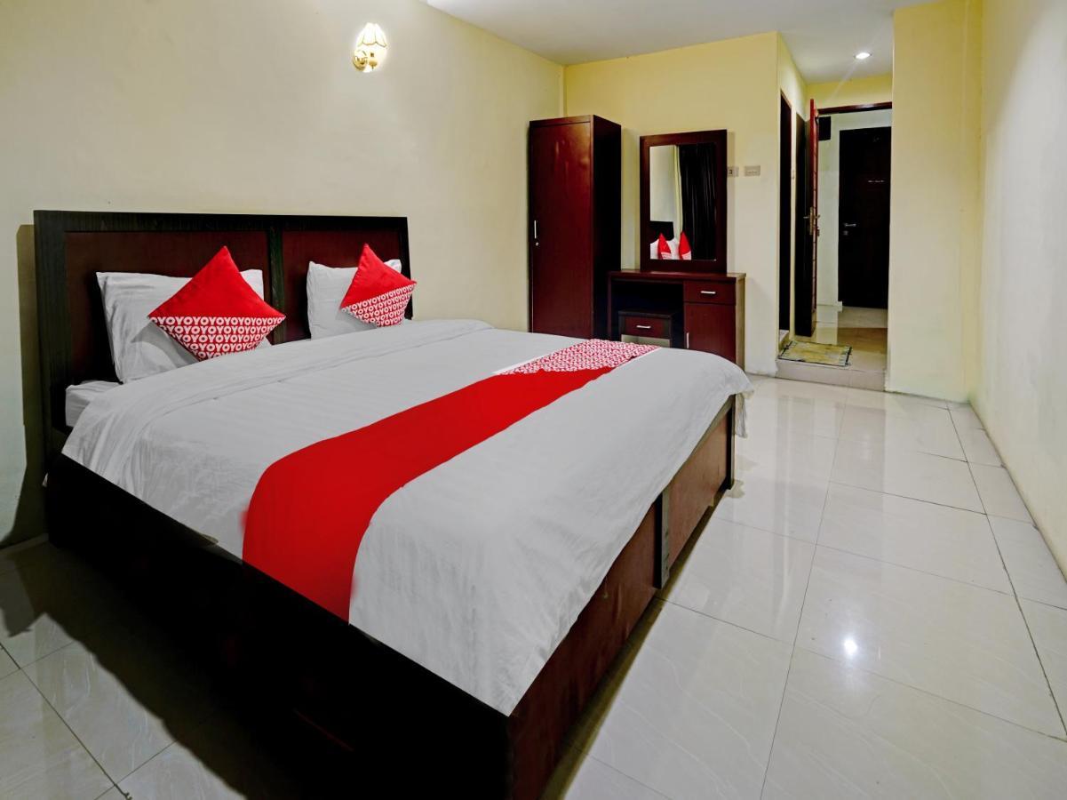Oyo 90331 Hotel Toba Shanda Parapat Luaran gambar