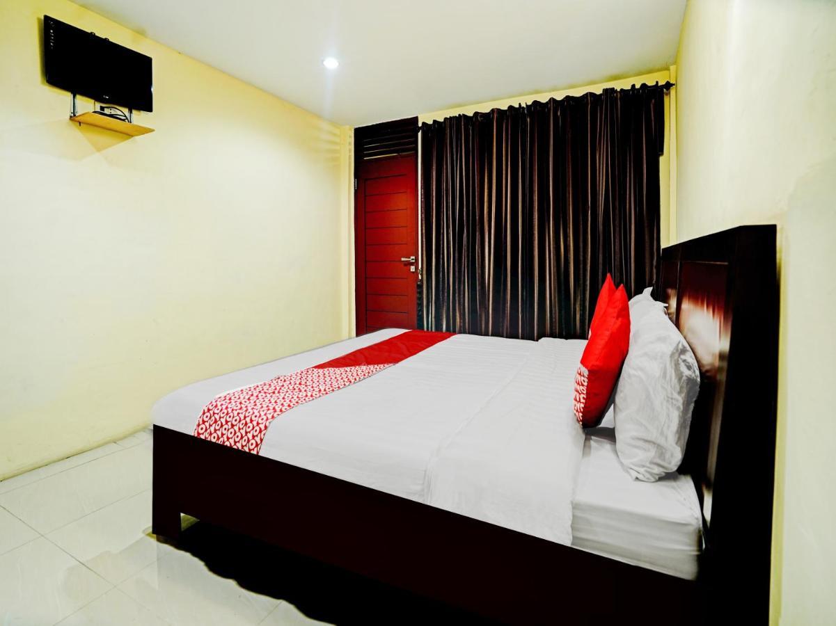 Oyo 90331 Hotel Toba Shanda Parapat Luaran gambar
